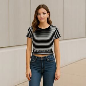 Aura Ribbed Black White Striped Crop Top Short Sleeve Stretch Tee Size XL/XXL